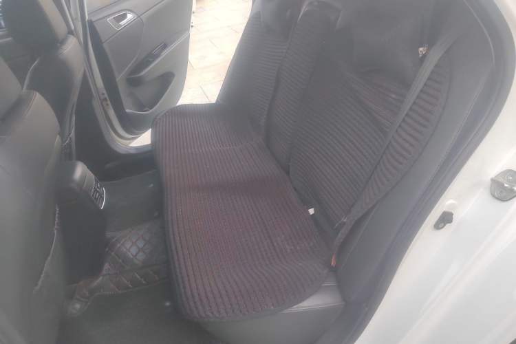 Used Hyundai Mistra 2014 1.8L Automatic Smart GLS Left Rear Seat