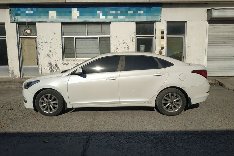 Used Hyundai Mistra 2014 1.8L Manual Comfort GL Model Left Side
