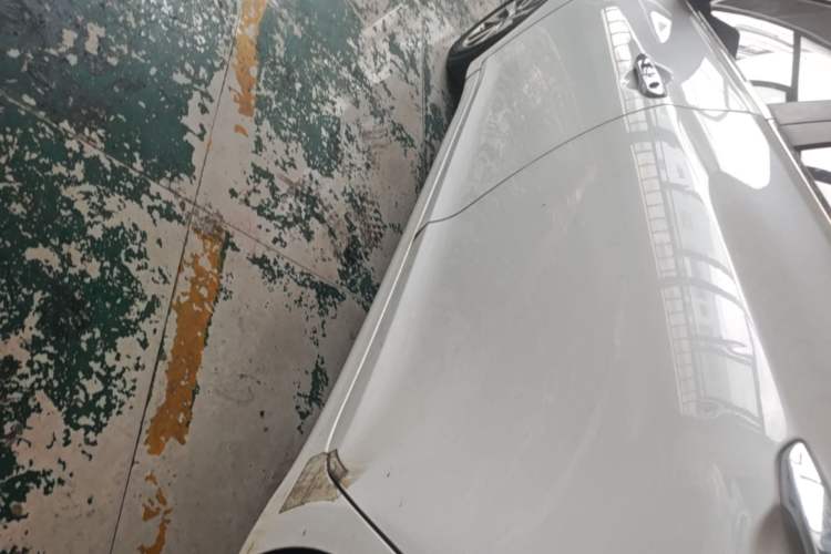 Used Hyundai Mistra 2014 1.8L Automatic Smart GLS Left Side Sill