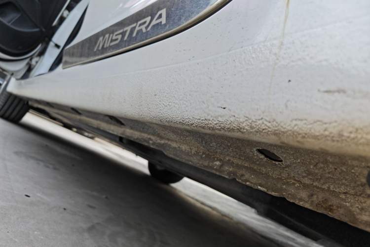 Used Hyundai Mistra 2014 1.8L Automatic Smart GLS Left Side Sill