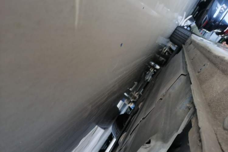 Used Hyundai Mistra 2014 1.8L Automatic Smart GLS Left Side Sill