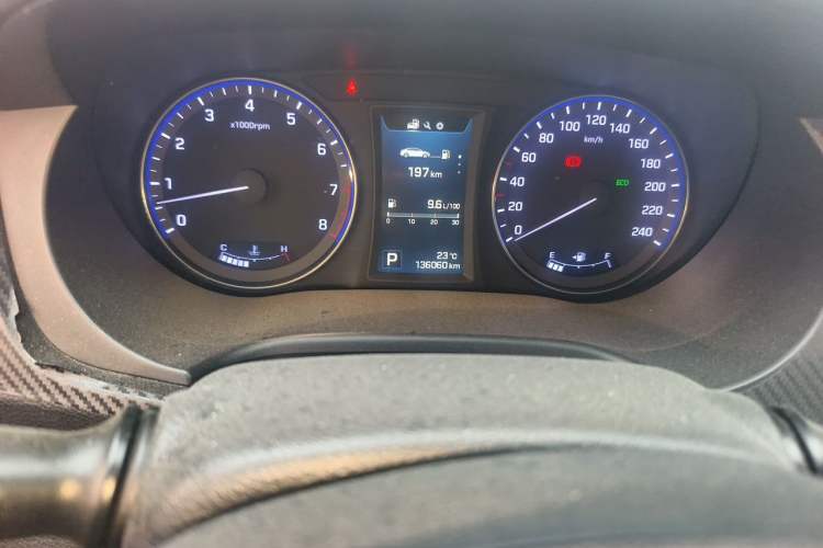 Used Hyundai Mistra 2014 1.8L Automatic Deluxe DLX Model Odometer Close Up