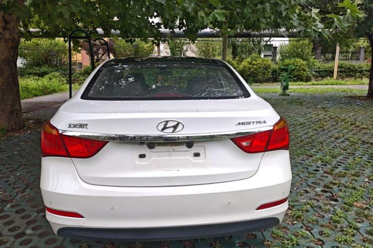 Used Hyundai Mistra 2014 1.8L Automatic Smart GLS Rear
