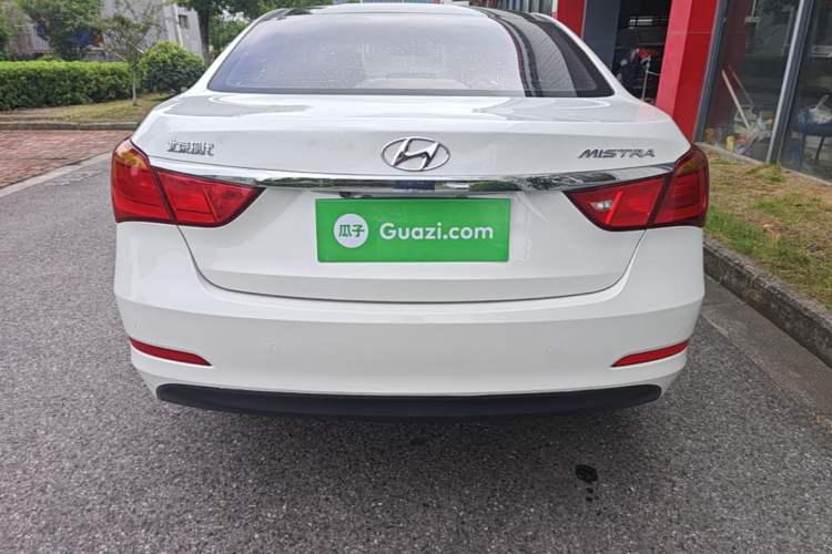 Used Hyundai Mistra 2014 1.8L Automatic Smart GLS Rear
