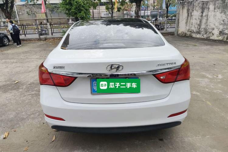 Used Hyundai Mistra 2014 1.8L Automatic Smart GLS Rear