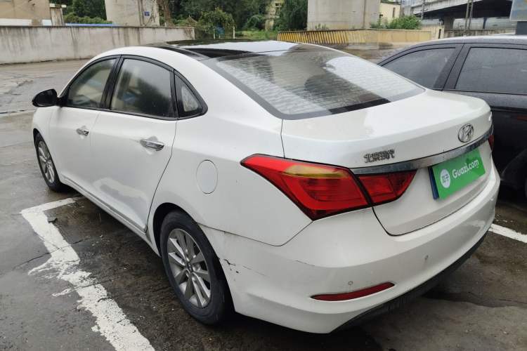Used Hyundai Mistra 2014 1.8L Automatic Smart GLS Rear Left 45 Deg