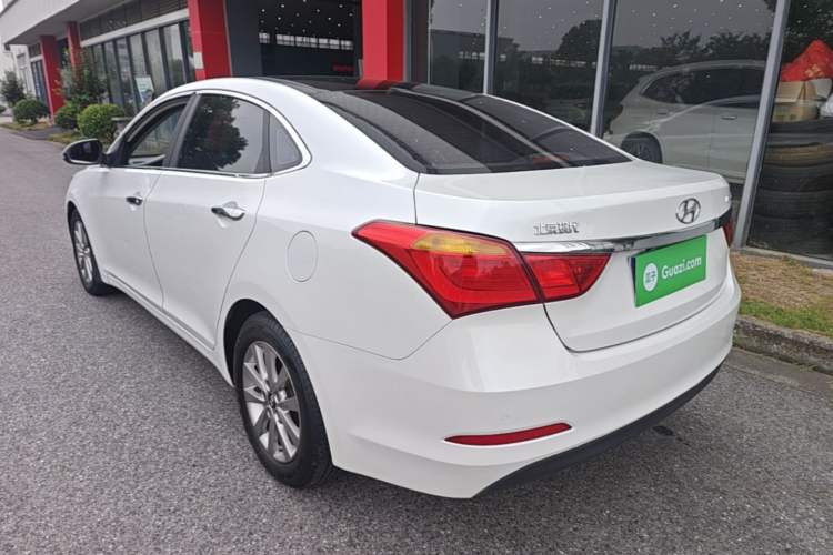 Used Hyundai Mistra 2014 1.8L Automatic Smart GLS Rear Left 45 Deg