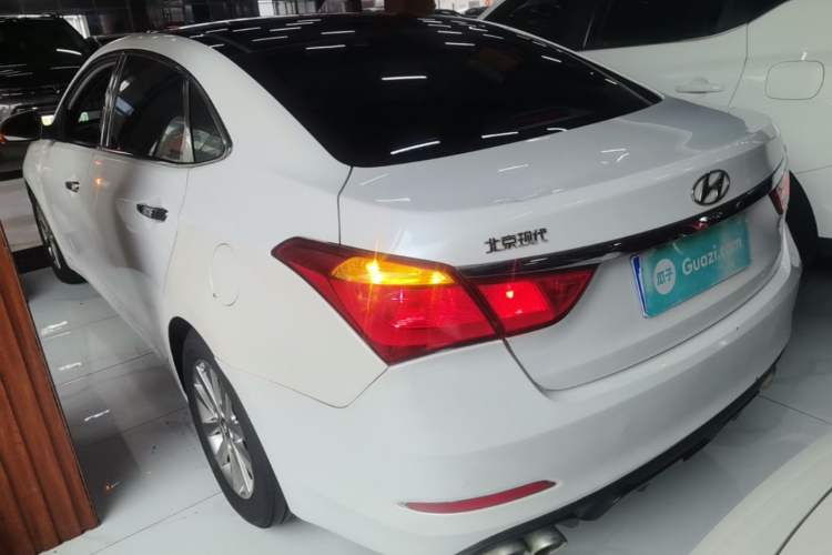 Used Hyundai Mistra 2014 1.8L Automatic Smart GLS Rear Left 45 Deg