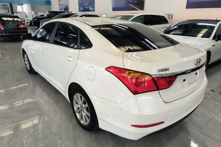 Used Hyundai Mistra 2014 1.8L Manual Comfort GL Model Rear Left 45 Deg