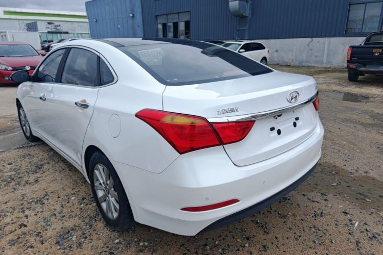 Used Hyundai Mistra 2014 1.8L Automatic Smart GLS Rear Left 45 Deg