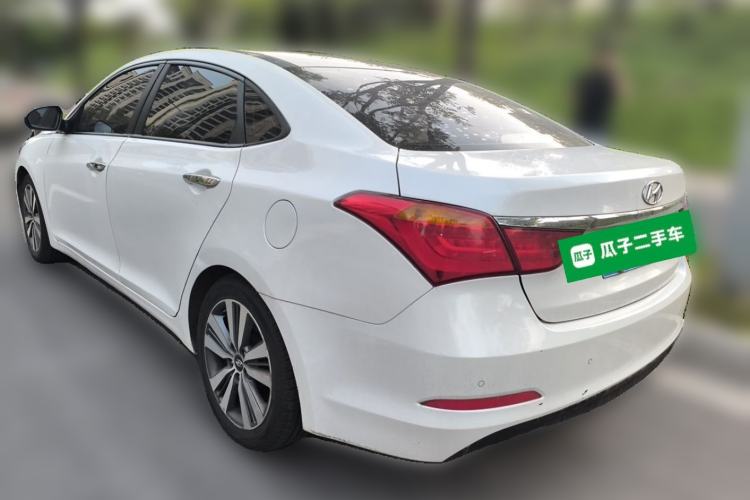 Used Hyundai Mistra 2014 1.8L Automatic Deluxe DLX Model Rear Left 45 Deg