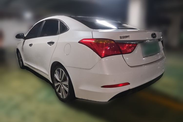 Used Hyundai Mistra 2014 1.8L Automatic Smart GLS Rear Left 45 Deg