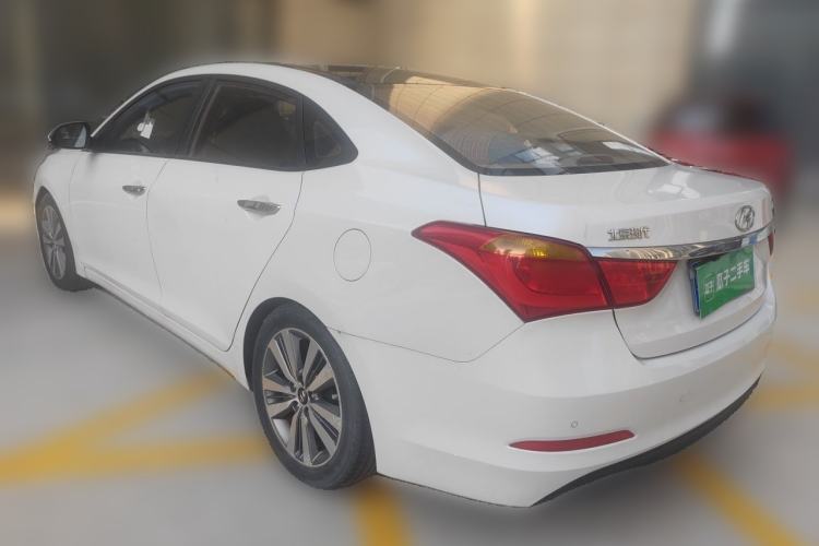 Used Hyundai Mistra 2014 1.8L Automatic Deluxe DLX Model Rear Left 45 Deg