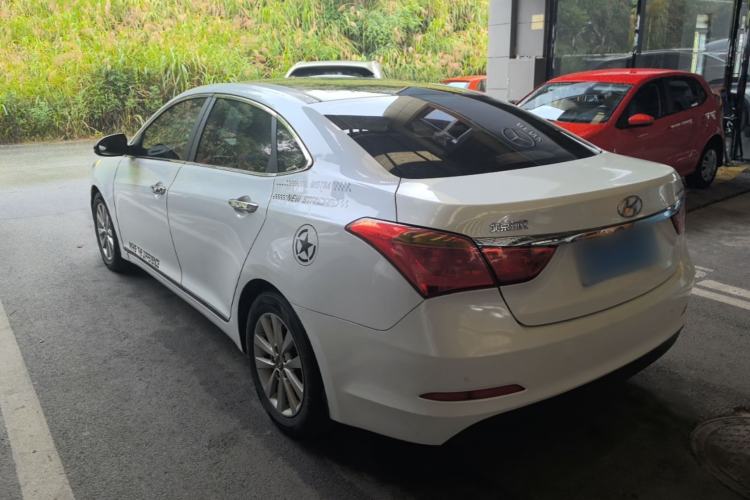 Used Hyundai Mistra 2014 1.8L Automatic Smart GLS Rear Left 45 Deg