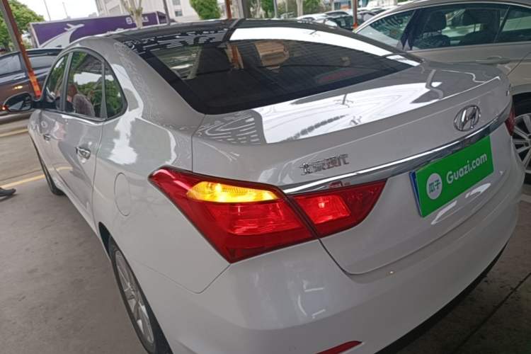 Used Hyundai Mistra 2014 1.8L Automatic Smart GLS Rear Left 45 Deg
