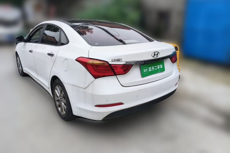 Used Hyundai Mistra 2014 1.8L Automatic Smart GLS Rear Left 45 Deg