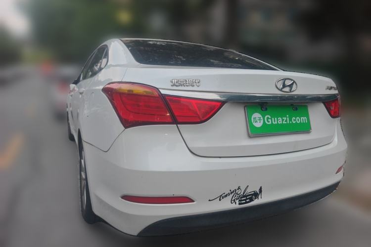 Used Hyundai Mistra 2014 1.8L Manual Comfort GL Model Rear Left 45 Deg