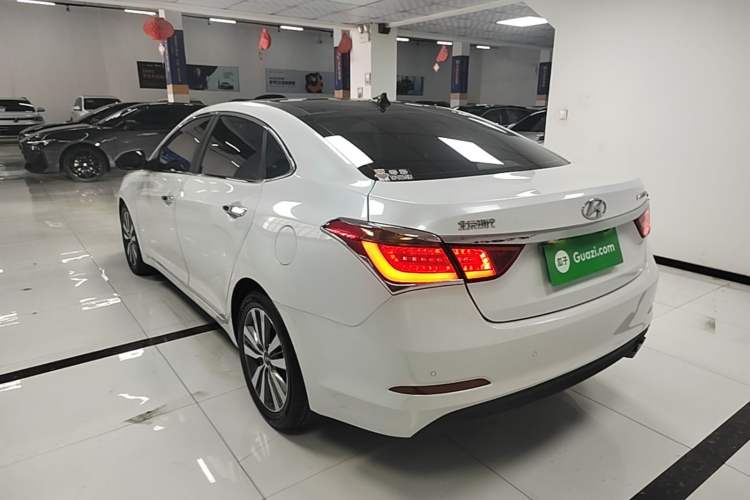 Used Hyundai Mistra 2014 1.8L Automatic Deluxe DLX Model Rear Left 45 Deg