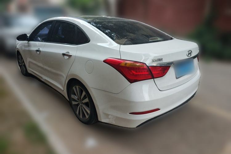 Used Hyundai Mistra 2014 1.8L Automatic Deluxe DLX Model Rear Left 45 Deg