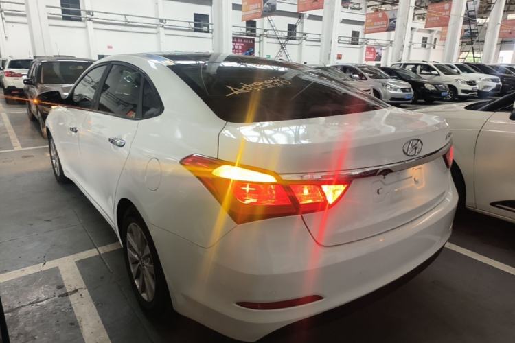 Used Hyundai Mistra 2014 1.8L Automatic Smart GLS Rear Left 45 Deg
