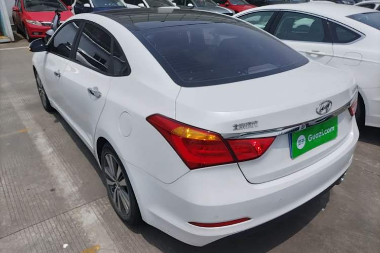 Used Hyundai Mistra 2014 1.8L Automatic Deluxe DLX Model Rear Left 45 Deg