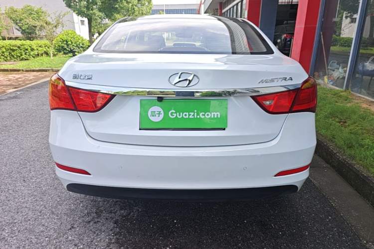 Used Hyundai Mistra 2014 1.8L Automatic Smart GLS Rear
