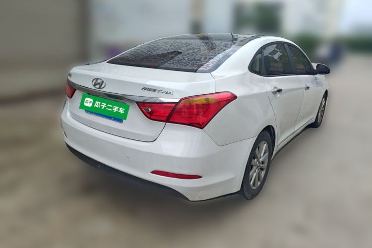 Used Hyundai Mistra 2014 1.8L Automatic Smart GLS Rear Right 45 Deg