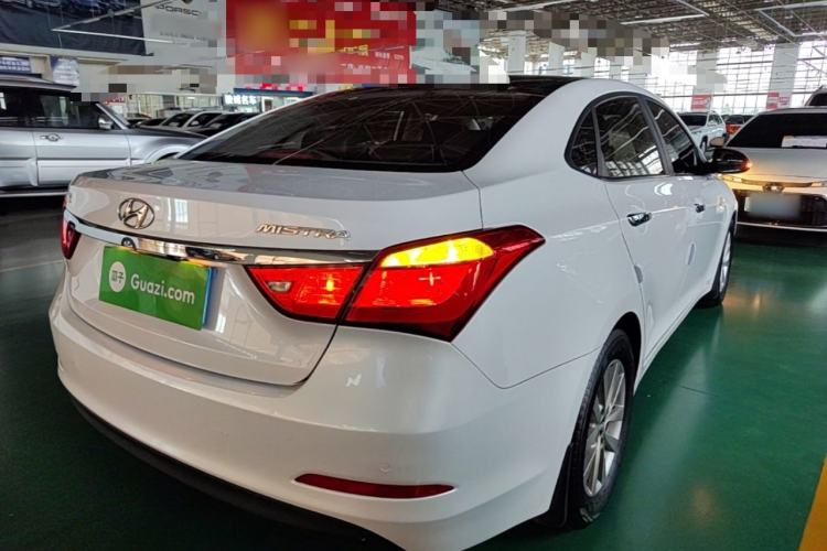 Used Hyundai Mistra 2014 1.8L Automatic Smart GLS Rear Right 45 Deg