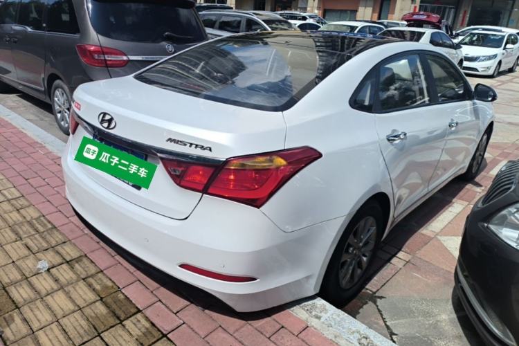 Used Hyundai Mistra 2014 1.8L Automatic Smart GLS Rear Right 45 Deg