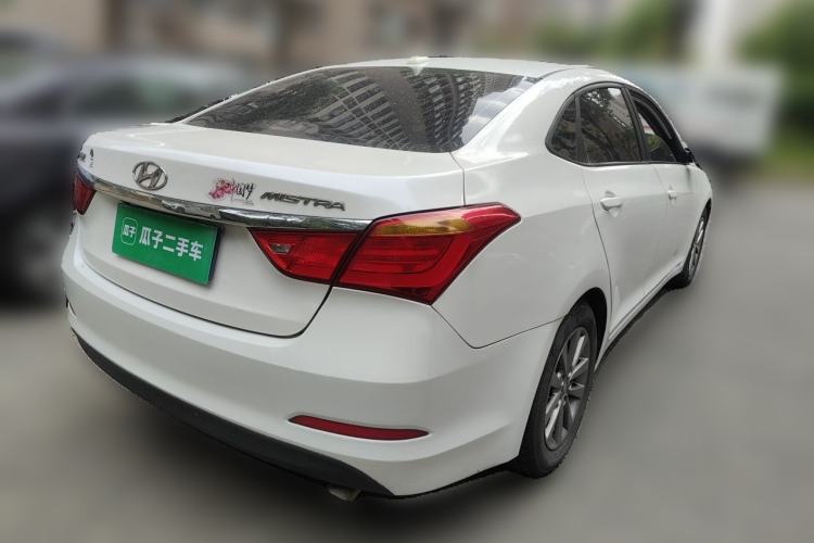 Used Hyundai Mistra 2014 1.8L Automatic Comfort Model GL Rear Right 45 Deg