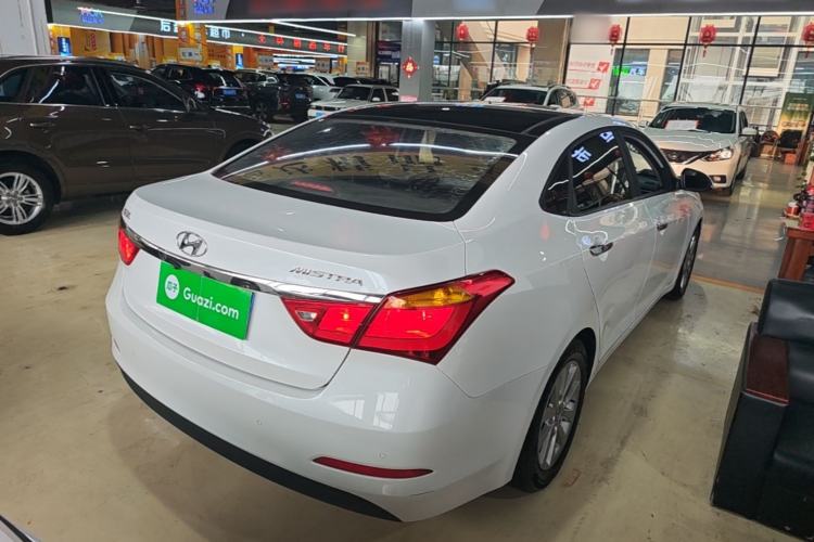 Used Hyundai Mistra 2014 1.8L Automatic Smart GLS Rear Right 45 Deg