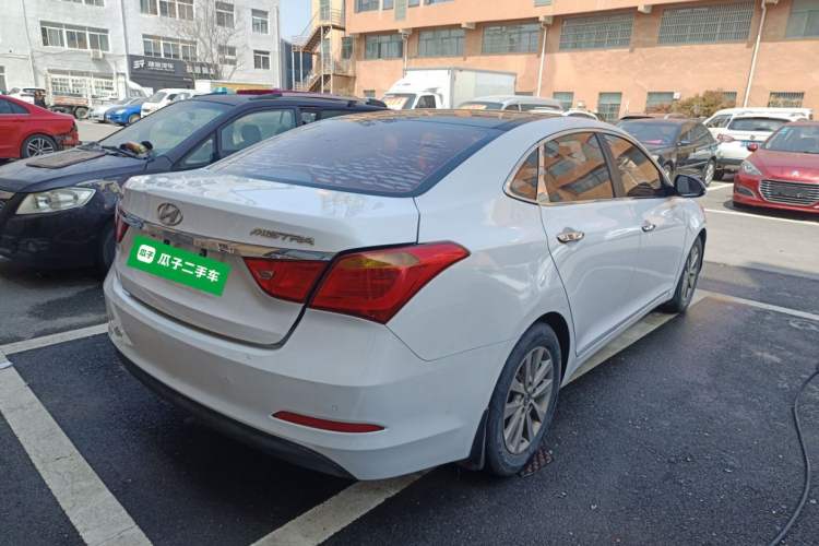 Used Hyundai Mistra 2014 1.8L Automatic Smart GLS Rear Right 45 Deg