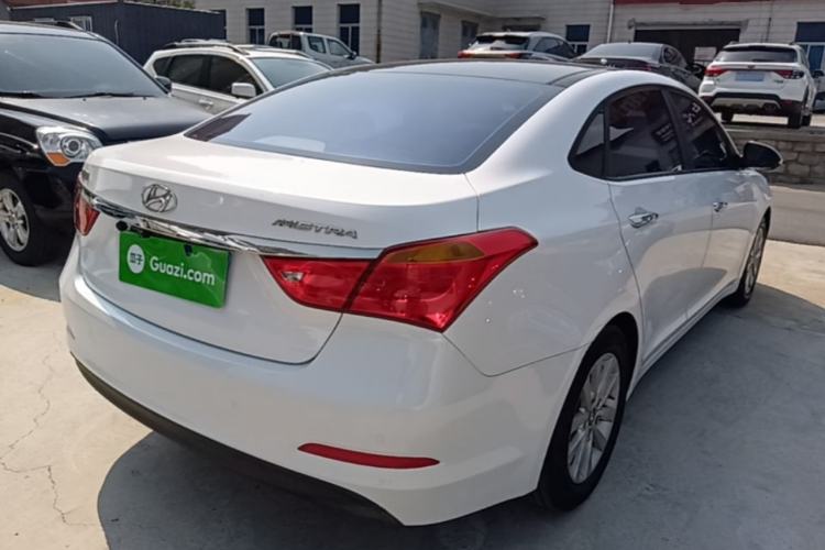 Used Hyundai Mistra 2014 1.8L Automatic Smart GLS Rear Right 45 Deg