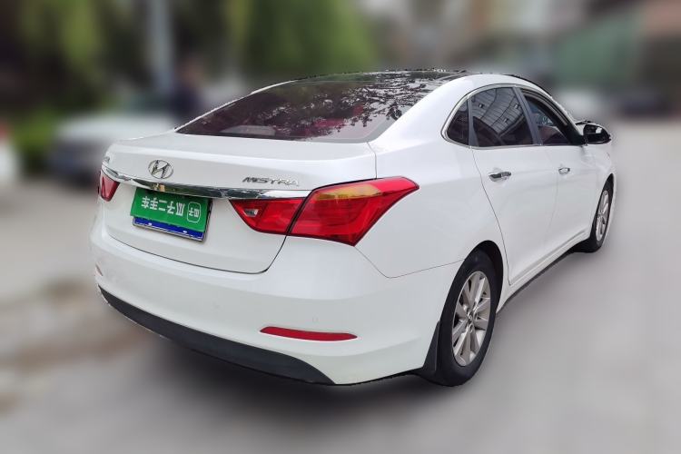 Used Hyundai Mistra 2014 1.8L Automatic Smart GLS Rear Right 45 Deg