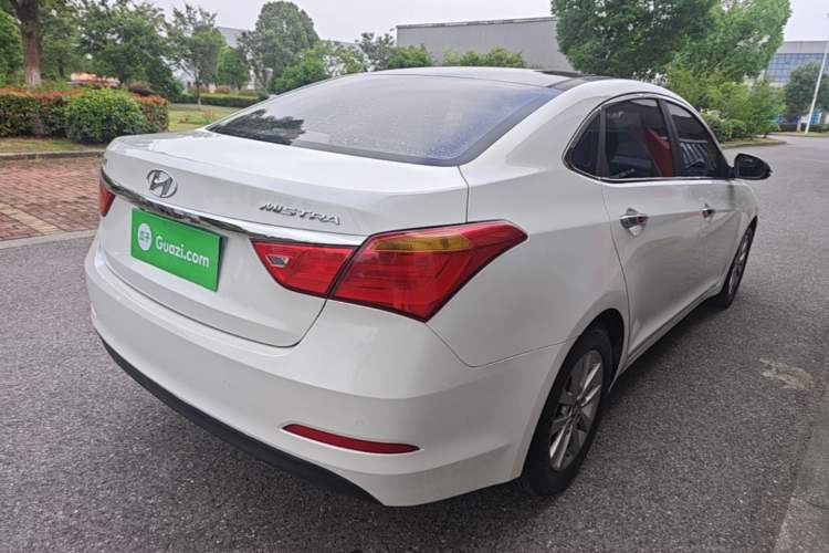 Used Hyundai Mistra 2014 1.8L Automatic Smart GLS Rear Right 45 Deg
