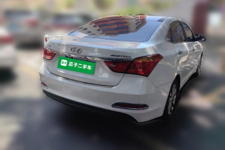 Used Hyundai Mistra 2014 1.8L Automatic Smart GLS Rear Right 45 Deg