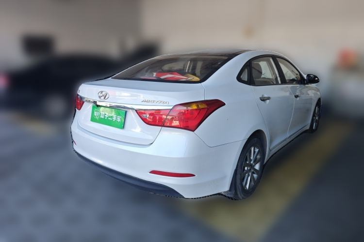 Used Hyundai Mistra 2014 1.8L Automatic Smart GLS Rear Right 45 Deg