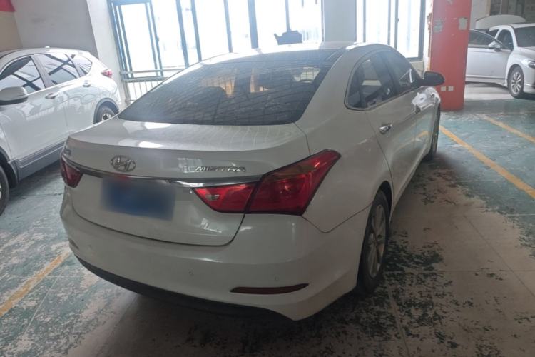Used Hyundai Mistra 2014 1.8L Automatic Smart GLS Rear Right 45 Deg