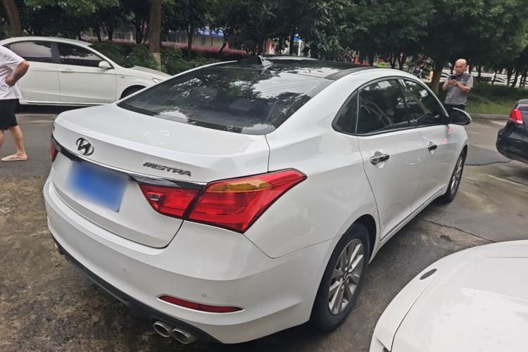 Used Hyundai Mistra 2014 1.8L Automatic Smart GLS Rear Right 45 Deg