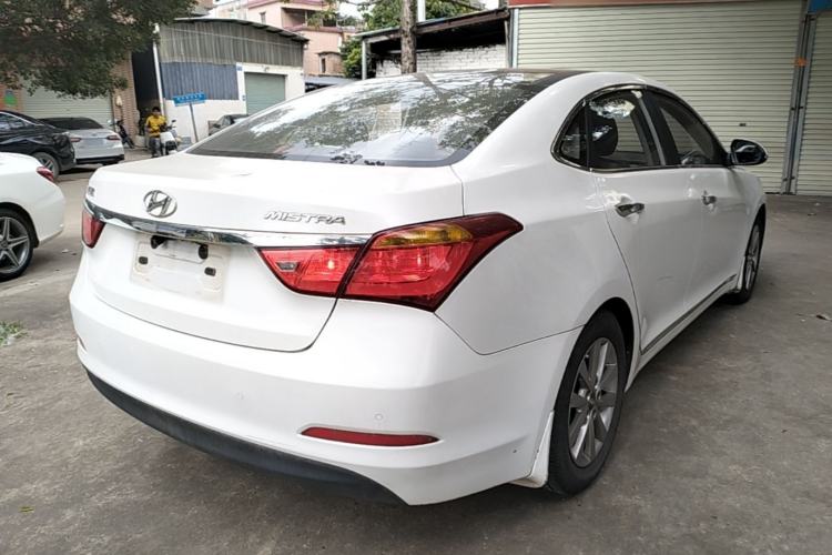 Used Hyundai Mistra 2014 1.8L Automatic Smart GLS Rear Right 45 Deg