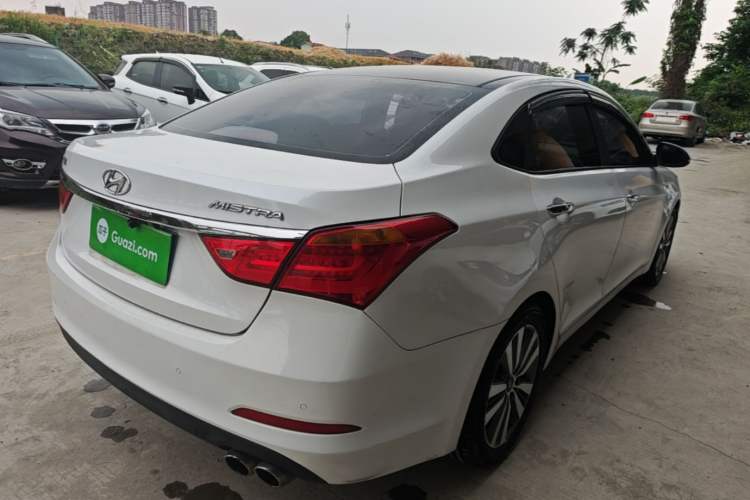 Used Hyundai Mistra 2014 1.8L Automatic Deluxe DLX Model Rear Right 45 Deg