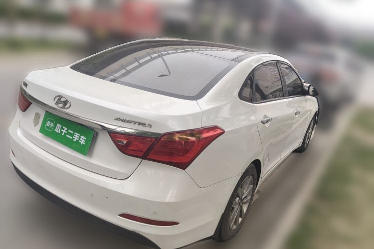 Used Hyundai Mistra 2014 1.8L Automatic Smart GLS Rear Right 45 Deg