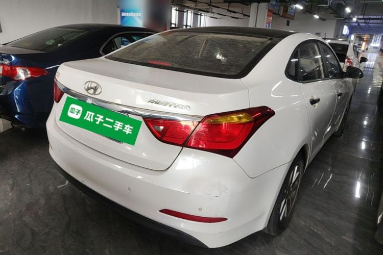 Used Hyundai Mistra 2014 1.8L Automatic Smart GLS Rear Right 45 Deg