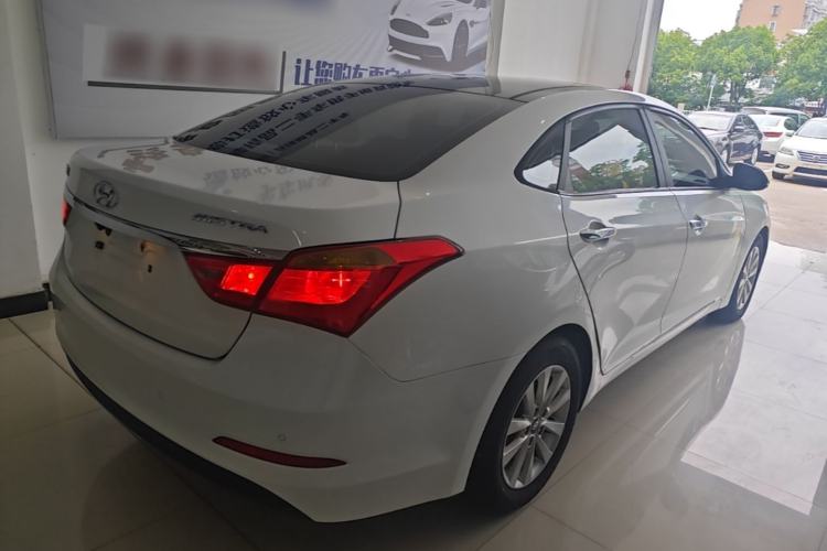 Used Hyundai Mistra 2014 1.8L Automatic Smart GLS Rear Right 45 Deg