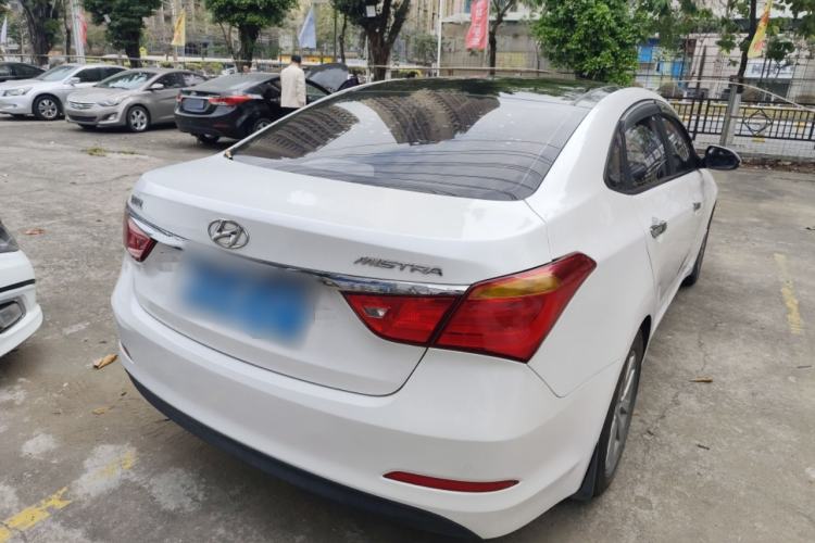 Used Hyundai Mistra 2014 1.8L Automatic Smart GLS Rear Right 45 Deg