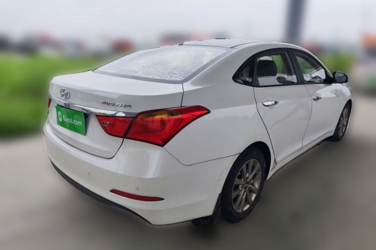 Used Hyundai Mistra 2014 1.8L Automatic Smart GLS Rear Right 45 Deg