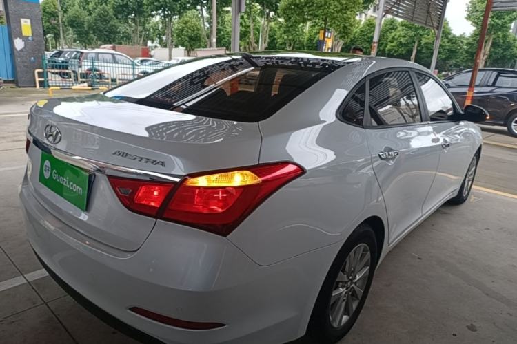 Used Hyundai Mistra 2014 1.8L Automatic Smart GLS Rear Right 45 Deg