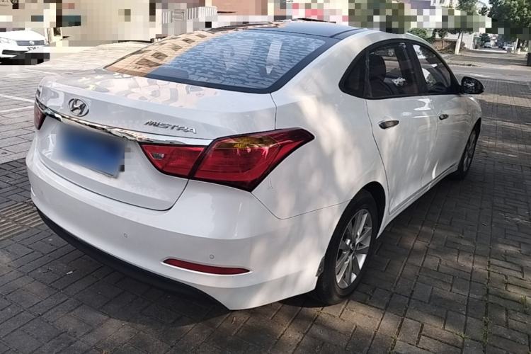 Used Hyundai Mistra 2014 1.8L Automatic Smart GLS Rear Right 45 Deg