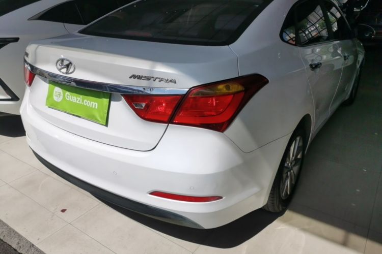 Used Hyundai Mistra 2014 1.8L Automatic Smart GLS Rear Right 45 Deg