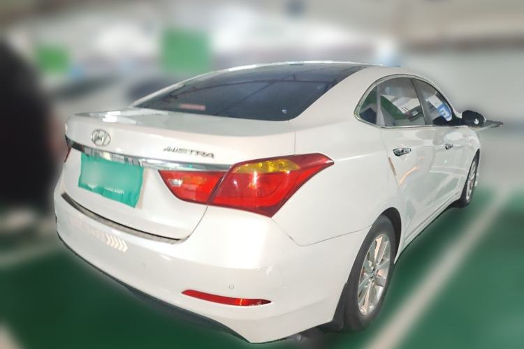 Used Hyundai Mistra 2014 1.8L Automatic Smart GLS Rear Right 45 Deg
